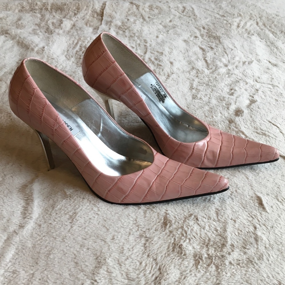 Steve Madden Tarrah Pink Pumps